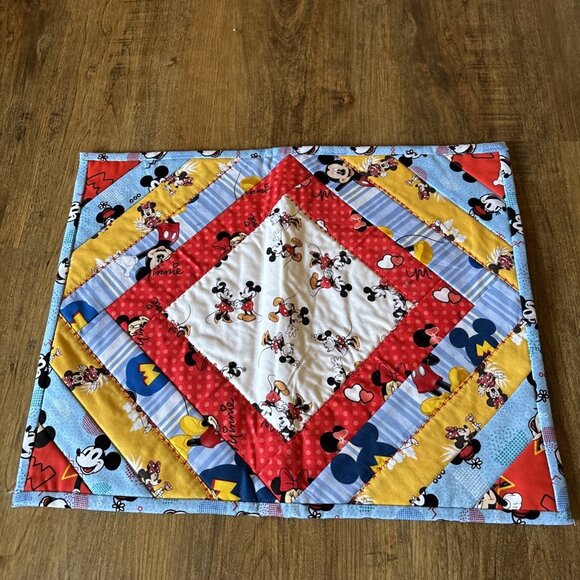 Quilted Mickey Mouse Placemats Set of 6 Double sided - Picture 2 of 6